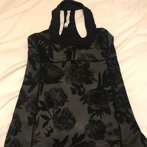 Lululemon Floral Black Grey Scoop Neck Tank